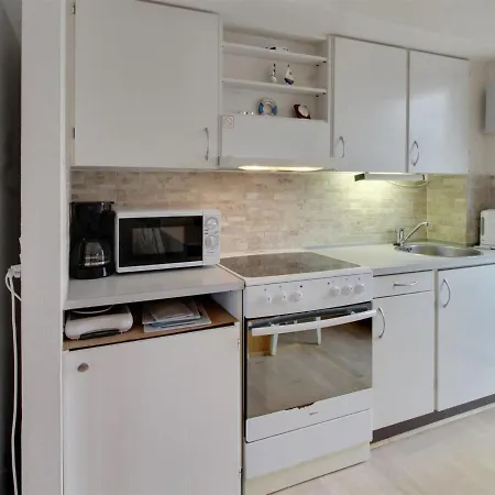 Apartment Mildred - 2-3km From The Sea In Western Jutland By Interhome Sonderby (Romo)