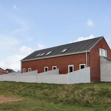 Mildred - 2-3km From The Sea By Interhome